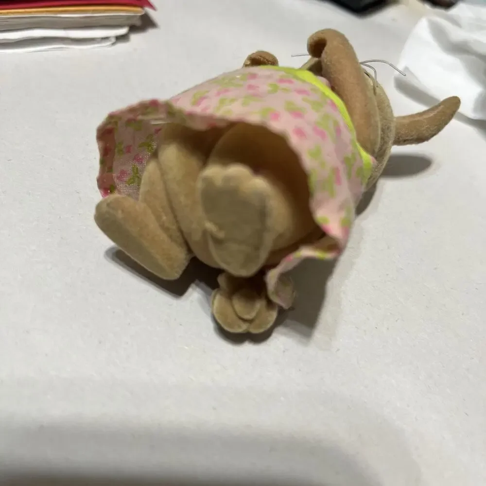 Lil Woodzeez Tree House & Rabbit Mother In Pink Dress Mom Flocked